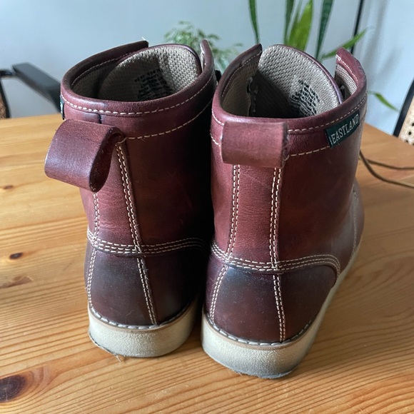 Eastland Women’s Lumber Up Moc Toe Boot - Picture 4 of 6